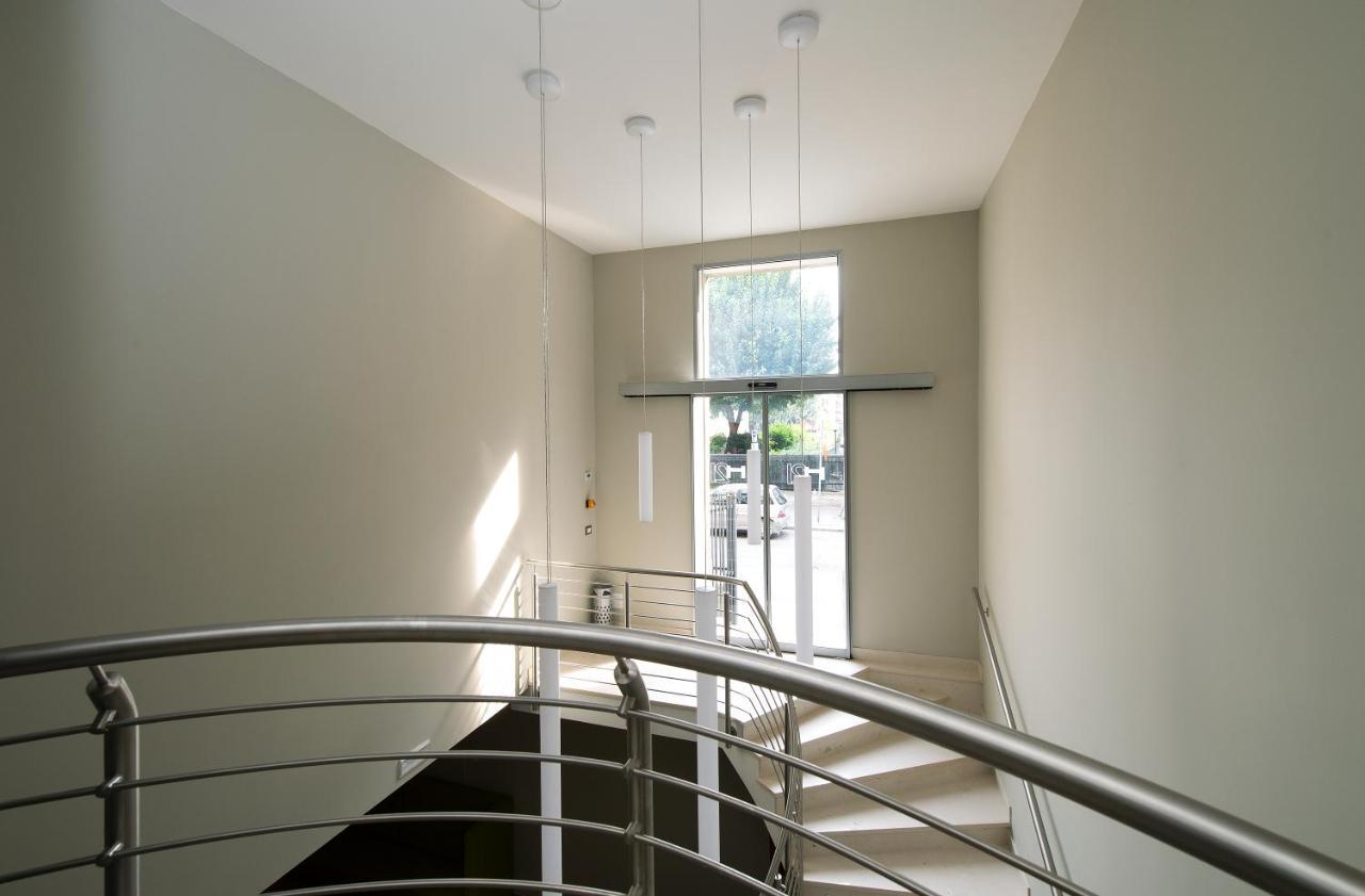 מילאנו Hotel H21 מראה חיצוני תמונה