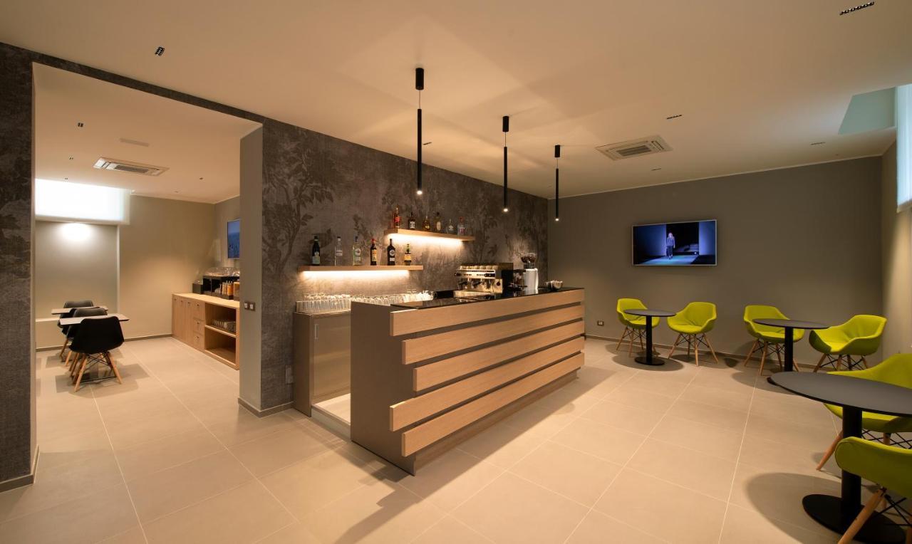 מילאנו Hotel H21 מראה חיצוני תמונה